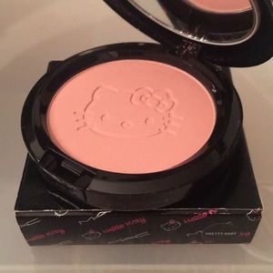 MAC COSMETICS HELLO KITTY PRETTY BABY BNIB